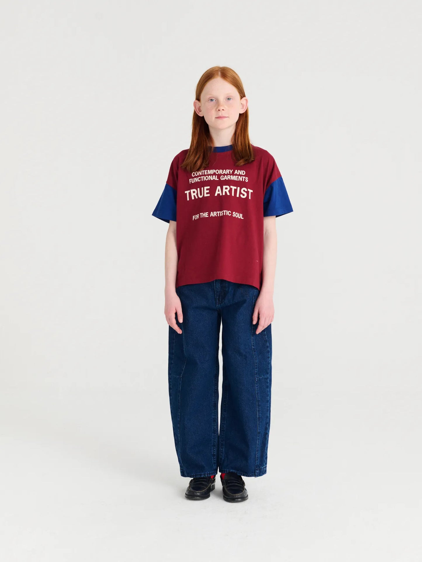 T-shirt in Burgundy Red