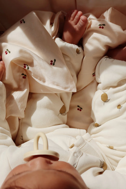 NEWBORN ONESIE WITH HOOD